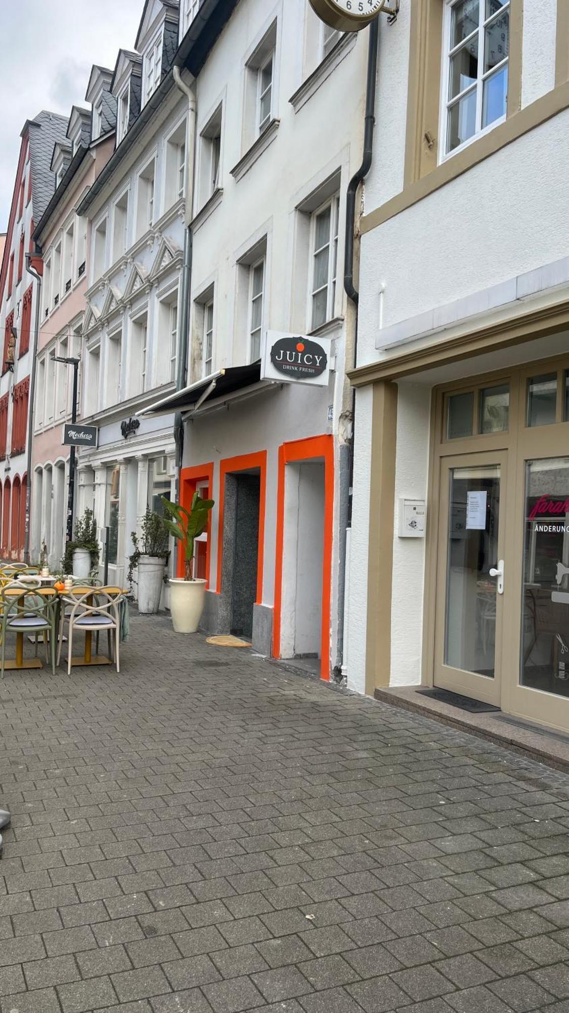 Schoene Und Gemuetliche Wohnung In Trier Zentrum Luaran gambar